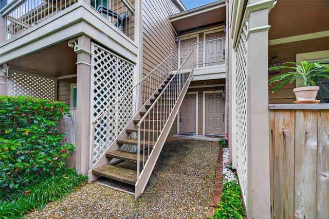 1880 White Oak Drive 143, Houston, TX 77009