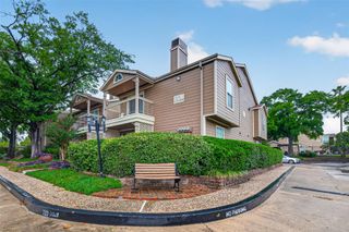 1880 White Oak Drive 143, Houston, TX 77009
