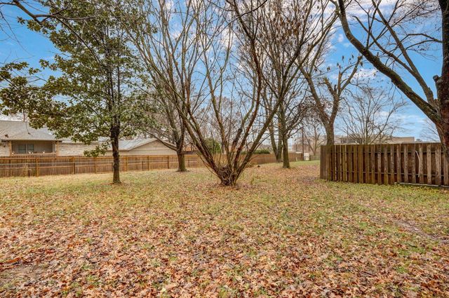 907 N Northview Drive, Nixa, MO 65714