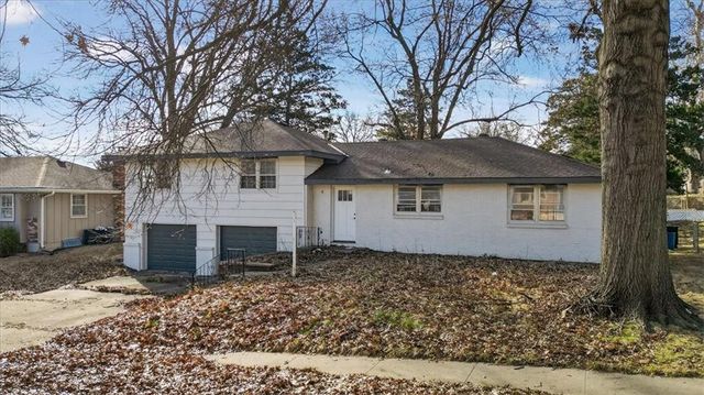 8019 Oakland Avenue, Kansas City, KS 66112