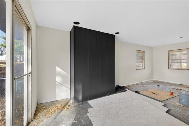 8019 Oakland Avenue, Kansas City, KS 66112