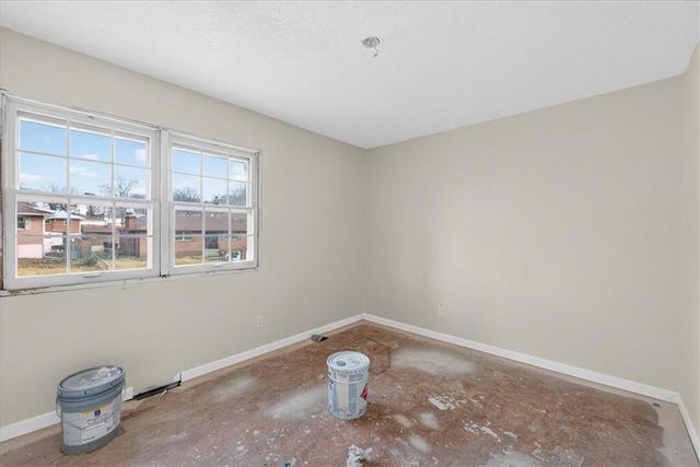 8019 Oakland Avenue, Kansas City, KS 66112