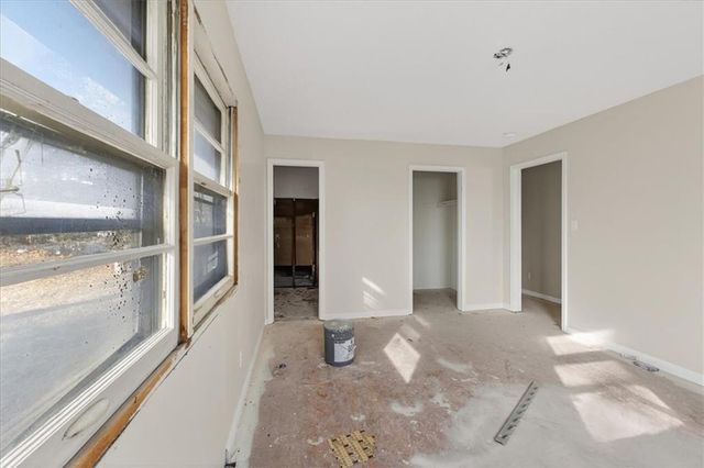 8019 Oakland Avenue, Kansas City, KS 66112