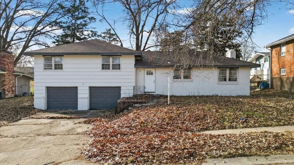 8019 Oakland Avenue, Kansas City, KS 66112