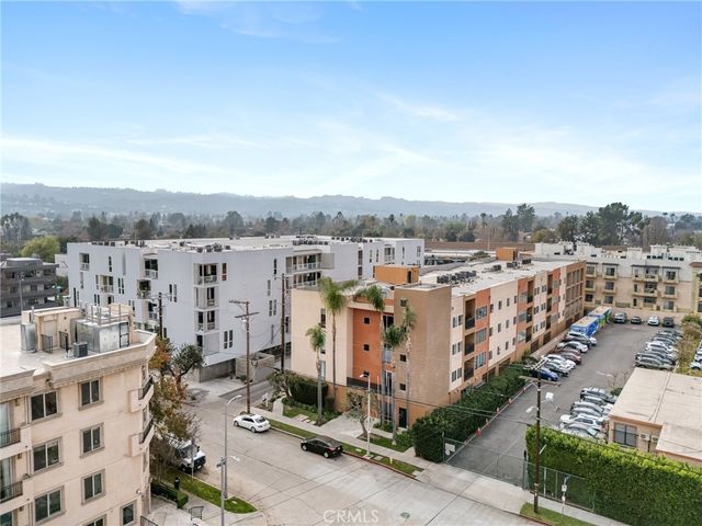 4821 Bakman Avenue 206, North Hollywood, CA 91606