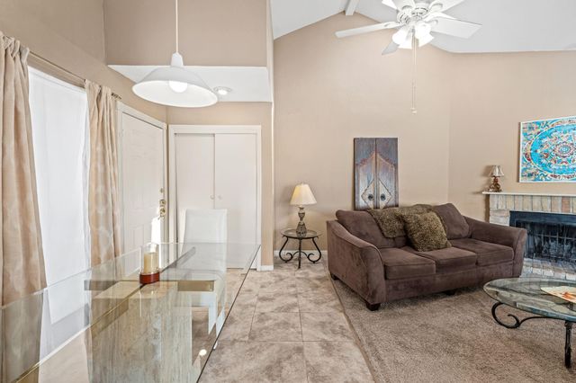 9809 Richmond Avenue E8, Houston, TX 77042