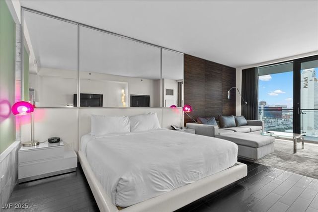 4381 West FLAMINGO Road 16310, Las Vegas, NV 89103