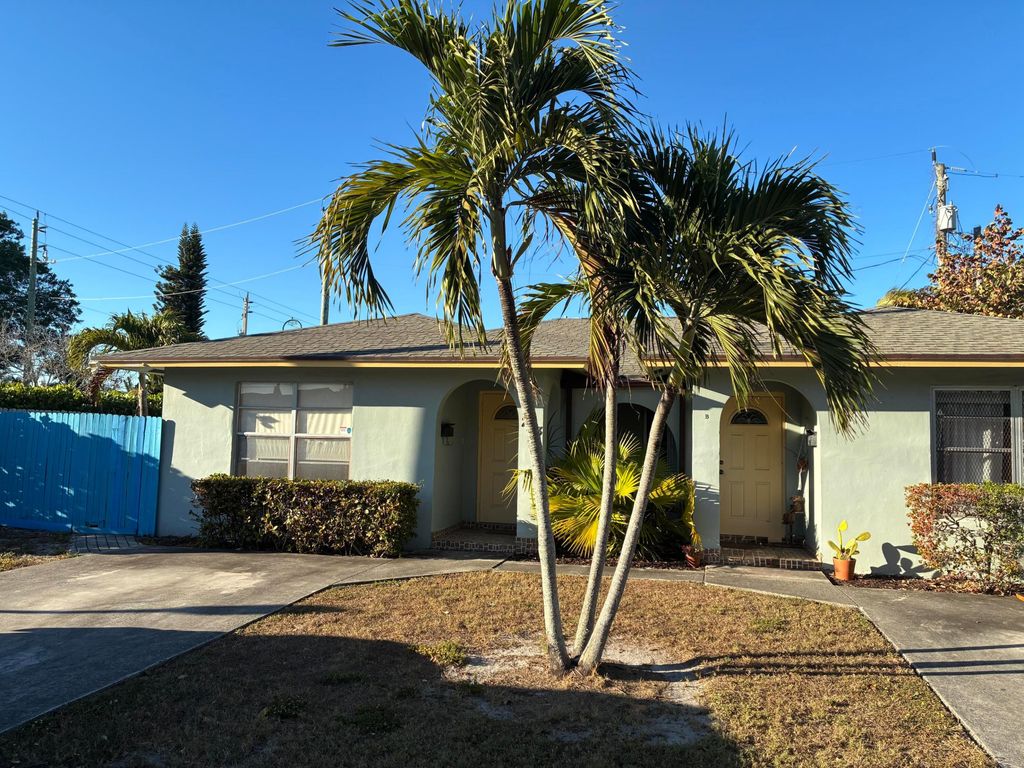 233 W Pine Terrace A, West Palm Beach, FL 33405