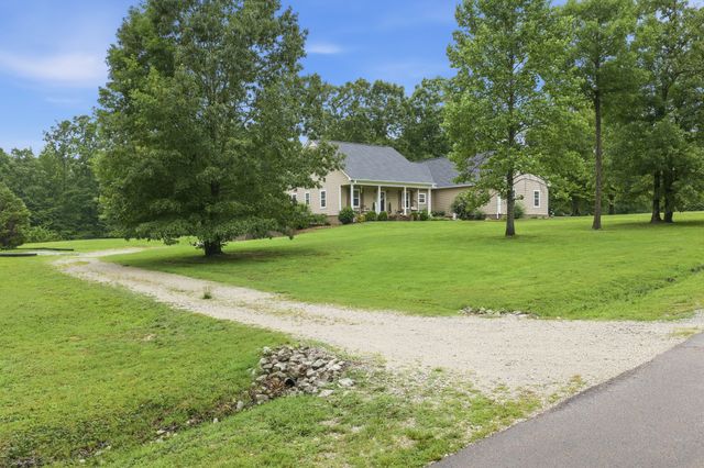 600 Jackson Lane Ext, Decaturville, TN 38329