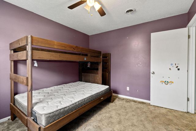 2976 Pleasant Drive NE, Lancaster, OH 43130