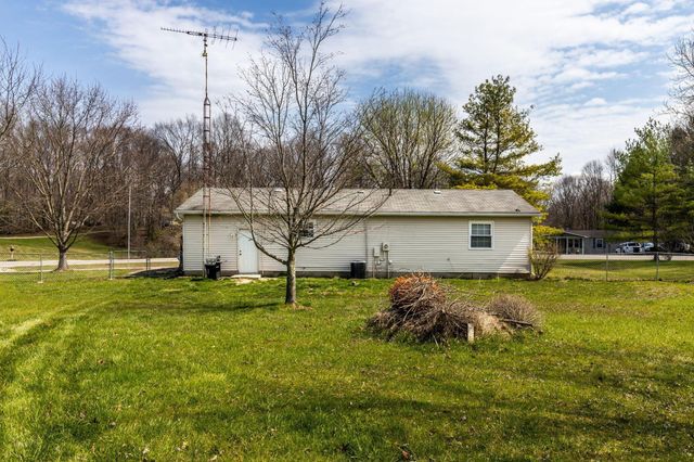 2976 Pleasant Drive NE, Lancaster, OH 43130