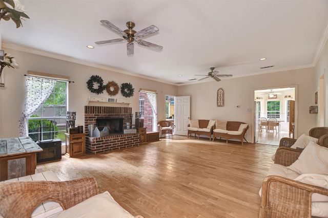 33207 Walnut Grove Drive, Magnolia, TX 77355