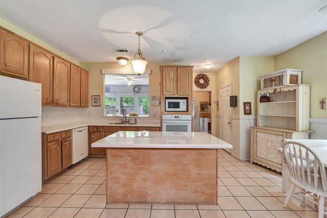 33207 Walnut Grove Drive, Magnolia, TX 77355
