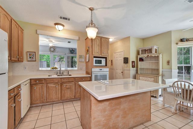 33207 Walnut Grove Drive, Magnolia, TX 77355