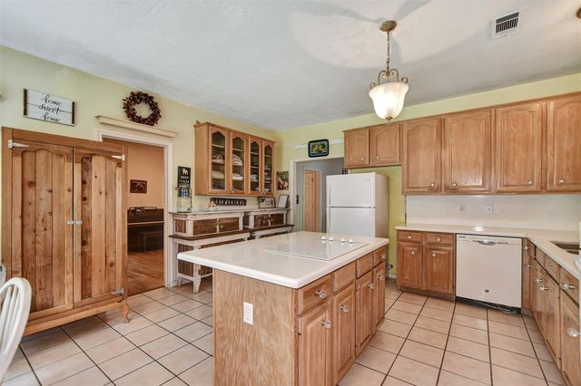 33207 Walnut Grove Drive, Magnolia, TX 77355