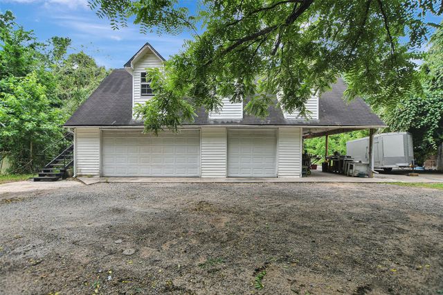 33207 Walnut Grove Drive, Magnolia, TX 77355