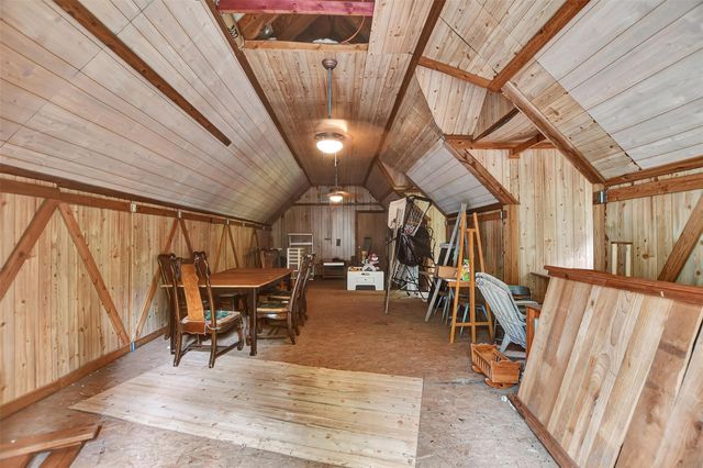 33207 Walnut Grove Drive, Magnolia, TX 77355