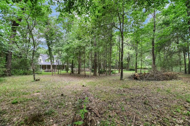 33207 Walnut Grove Drive, Magnolia, TX 77355
