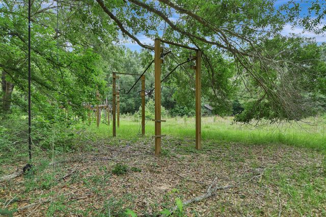 33207 Walnut Grove Drive, Magnolia, TX 77355
