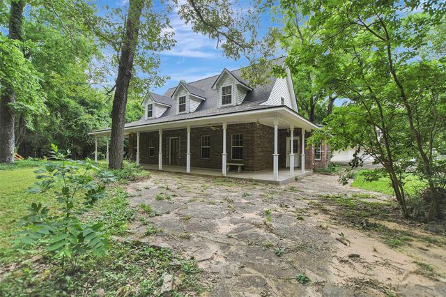 33207 Walnut Grove Drive, Magnolia, TX 77355