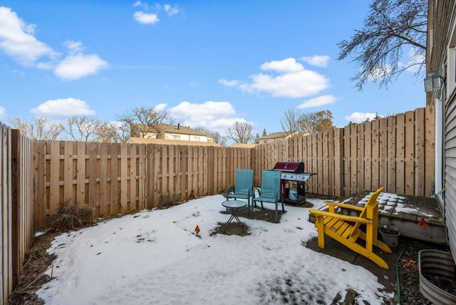 1490 Woodview Avenue E, Eagan, MN 55122