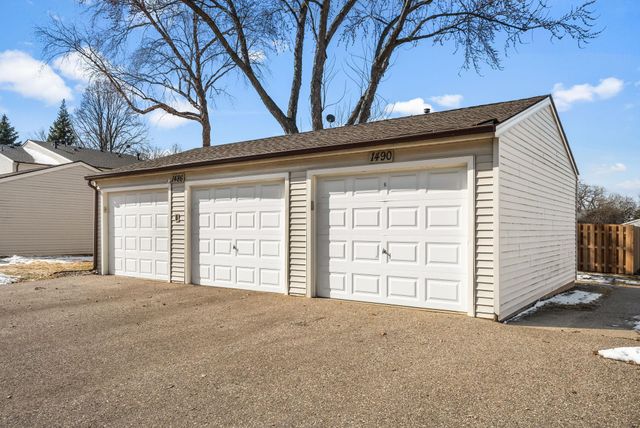 1490 Woodview Avenue E, Eagan, MN 55122