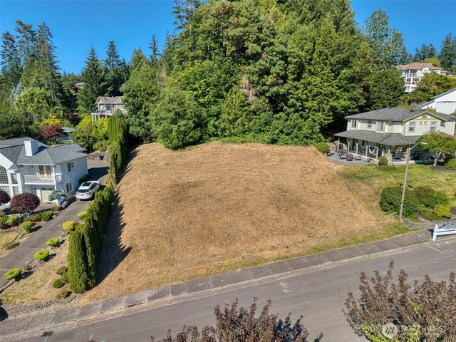 6044 Sandpiper Court, Bremerton, WA 98312