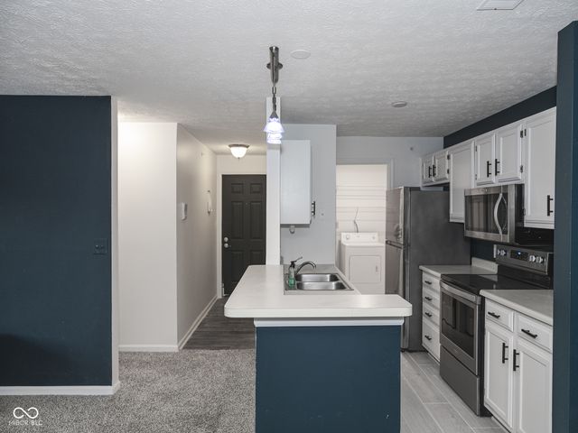 12519 Timber Creek Drive 6, Carmel, IN 46032