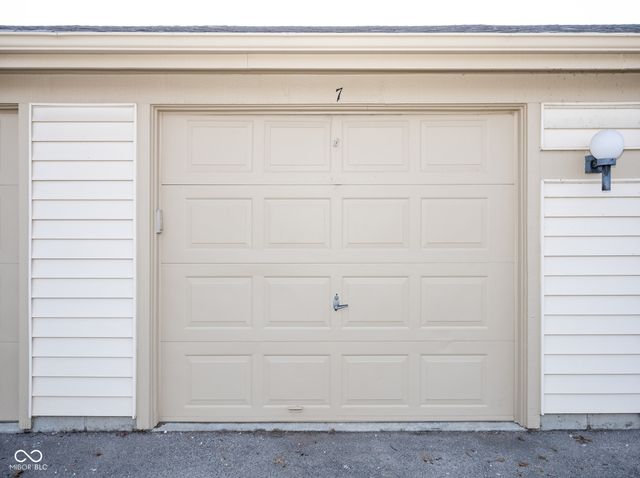 12519 Timber Creek Drive 6, Carmel, IN 46032