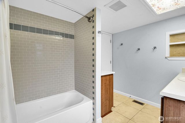 3706 47th Avenue Ct NW, Gig Harbor, WA 98335