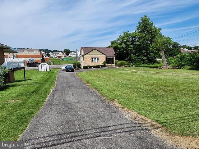 111 WEMPE DR, Cumberland, MD 21502