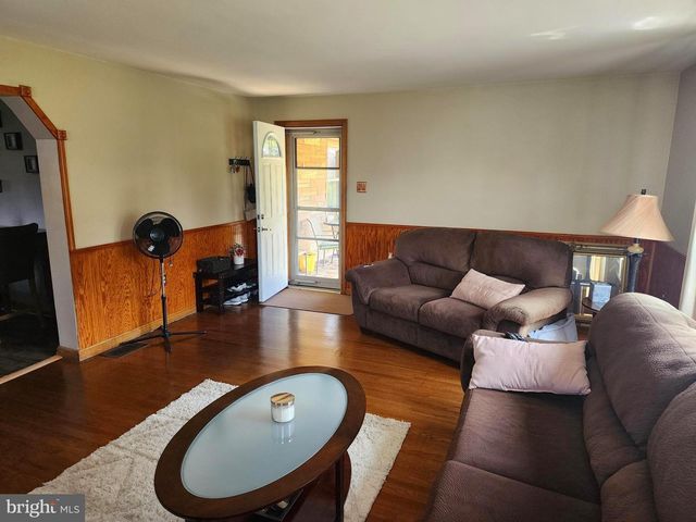 111 WEMPE DR, Cumberland, MD 21502