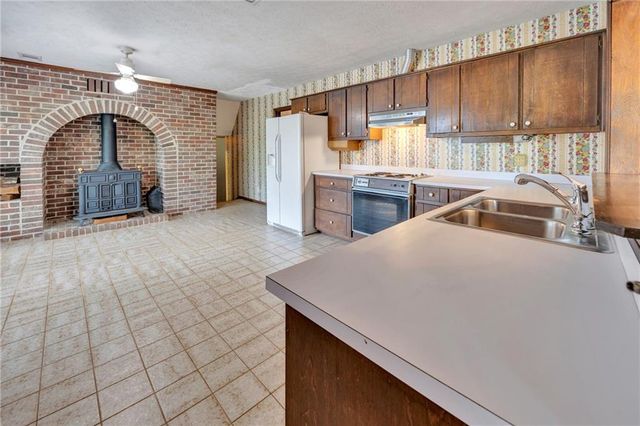 2145 Hampton Trail, Conyers, GA 30013