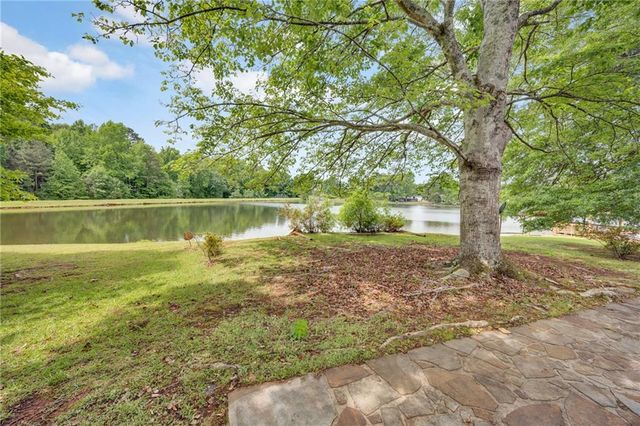 2145 Hampton Trail, Conyers, GA 30013