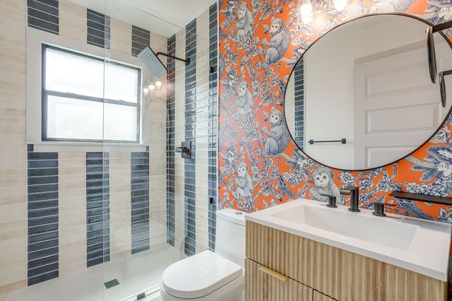 2704 W Biddison Street, Fort Worth, TX 76109