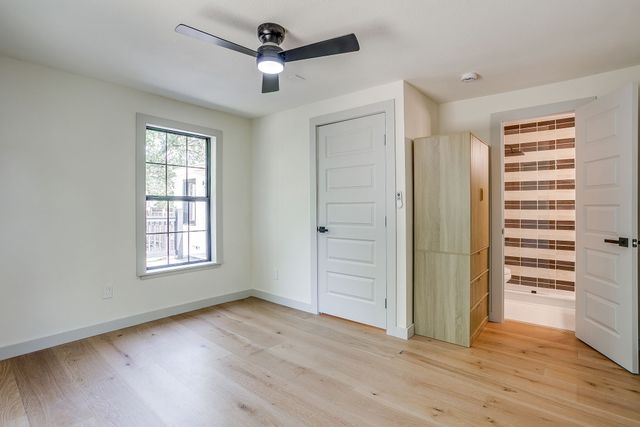 2704 W Biddison Street, Fort Worth, TX 76109