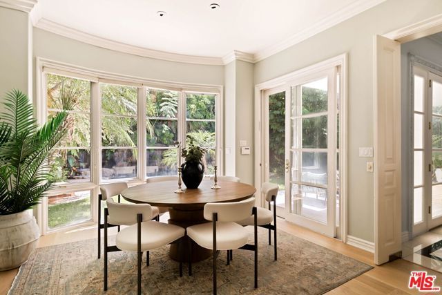 166 N Mccadden Place, Los Angeles, CA 90004