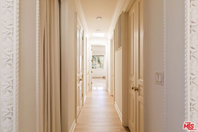166 N Mccadden Place, Los Angeles, CA 90004