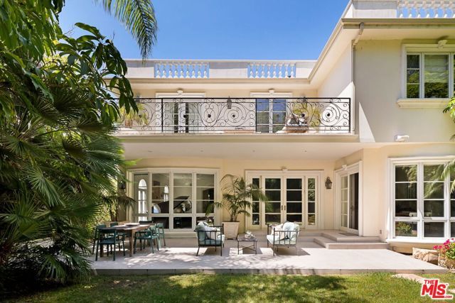 166 N Mccadden Place, Los Angeles, CA 90004