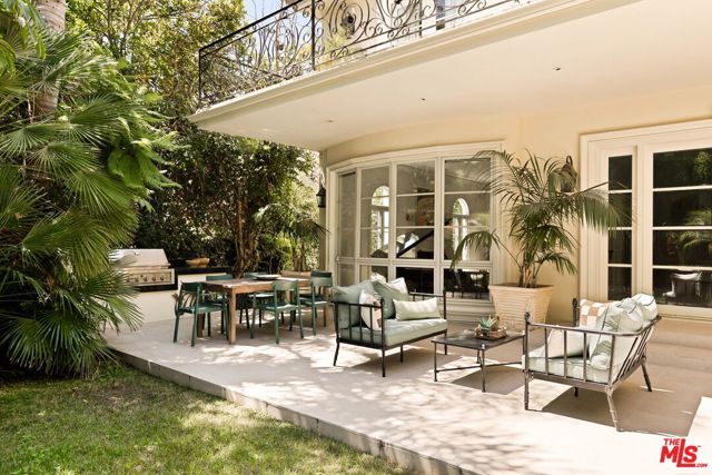 166 N Mccadden Place, Los Angeles, CA 90004