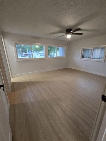 5326 Dewberry Street, Houston, TX 77021