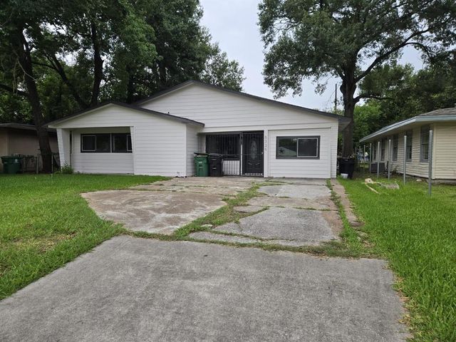 5326 Dewberry Street, Houston, TX 77021