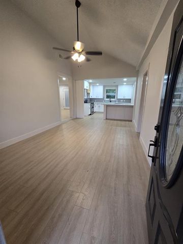 5326 Dewberry Street, Houston, TX 77021
