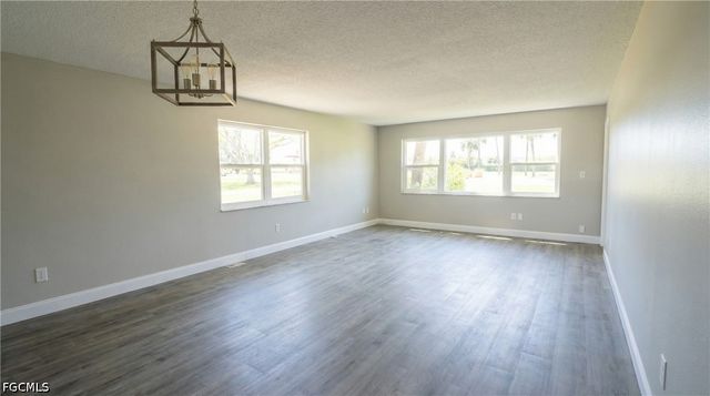 1828 Pine Valley DR 112, Fort Myers, FL 33907