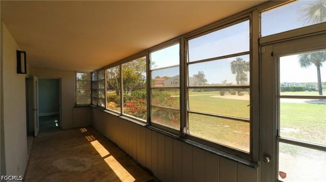 1828 Pine Valley DR 112, Fort Myers, FL 33907
