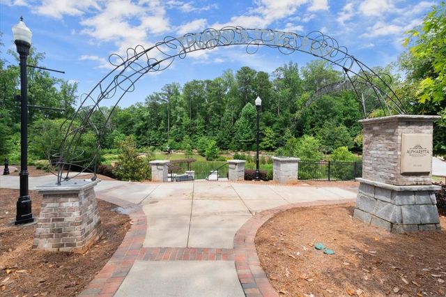 520 Fisher Drive, Alpharetta, GA 30009