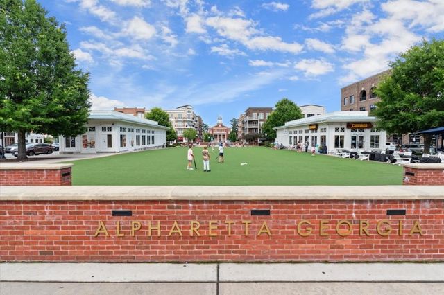 520 Fisher Drive, Alpharetta, GA 30009