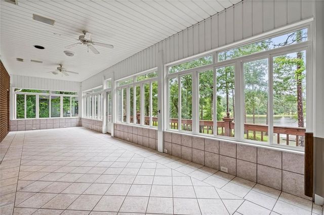 3991 Lakefront Drive W, Mobile, AL 36695