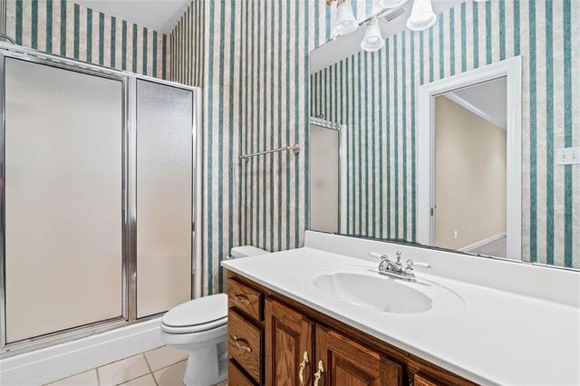 3991 Lakefront Drive W, Mobile, AL 36695
