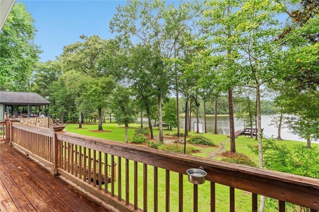 3991 Lakefront Drive W, Mobile, AL 36695